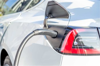 Electric Vehicle Registrations Continue Strong Growth